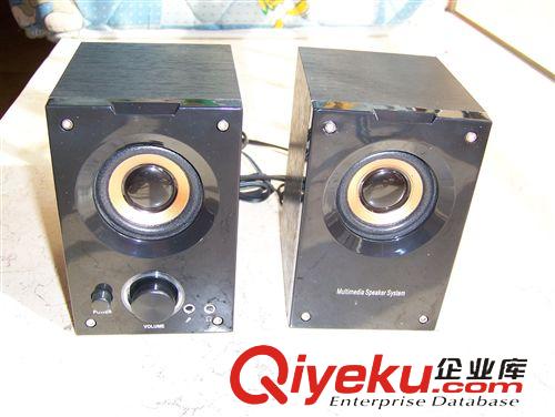 更多产品 库存出口韩国2.0音箱 小音箱 木质音箱 带麦克风接口 音质不失真