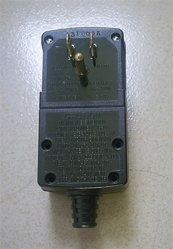美标开关插座 供应德丰15A120V漏保插头 美式漏电保护插头GFCI 移动式电源插头