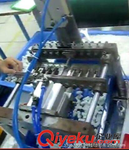工装夹具 深圳齿轮箱玩具组装机|齿轮箱玩具自动组装机