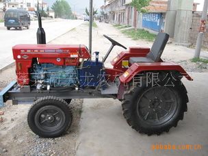 拖拉机 出售轮中型拖拉机销售