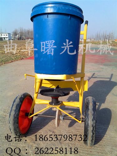 撒肥机系列 供应人力撒肥车 小型撒肥机 质量保证 “曙光机械”