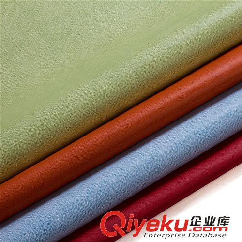 按材质分类 厂家供应 PU皮革 人造复合革PVC半PU皮料文具箱包装饰革十字纹