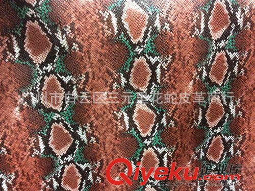 蛇纹皮革 厂家供应 yzgf蟒蛇纹皮革 贴膜蛇纹皮革面料批发