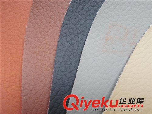 网眼布底 供应PVC皮革、人造革小荔枝纹0.7厚汽车革
