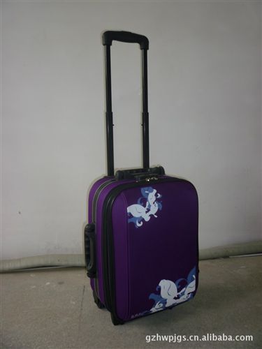 tj区 广告化妆品促销专用低价位拉杆旅行箱包 简单款行李箱