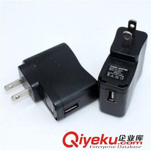 电源插头 R019 USB转换插座 多功能转换插头 全球通用{wn}电源转换器