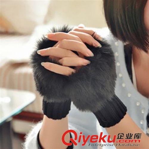 【冬季保暖产品】 韩版冬季女款仿兔毛半指手套 时尚服饰手套 针织毛绒保暖手套