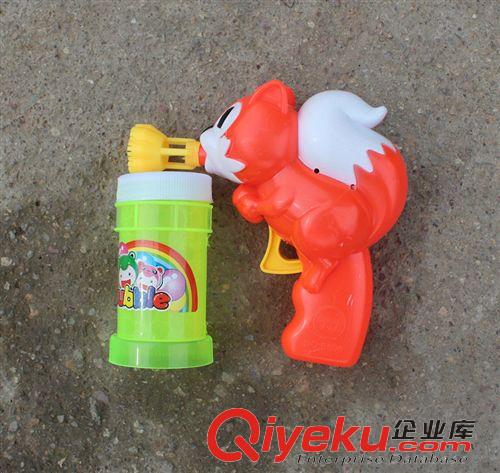 沙滩玩具 厂家直销 松鼠惯性泡泡枪 自动吹泡泡枪 夏天热销儿童玩具 大号
