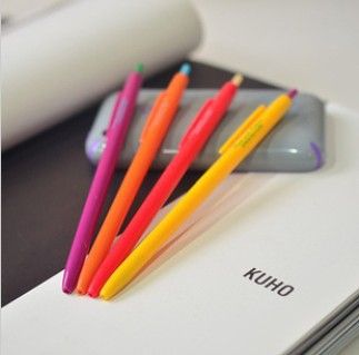 折扣产品 韩国文具批发 细杆中性笔 一盒12支 画笔12色1029