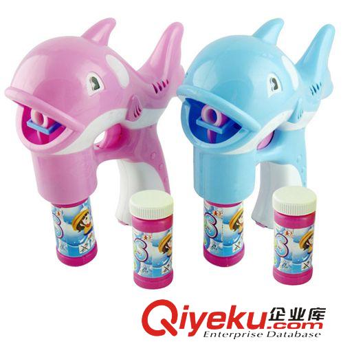 2015年3月新品促销 热卖超大号电动海豚泡泡枪 2瓶水音乐灯光吹泡泡 地摊广场玩具