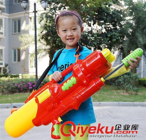 精品推荐 超大号水枪75厘米高压双头成人儿童水枪玩具3C认证 夏季热卖