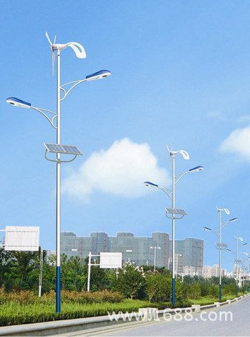 风光互补路灯 供应LED节能照明路灯80W/LED太阳能路灯/风光互补太阳能路灯