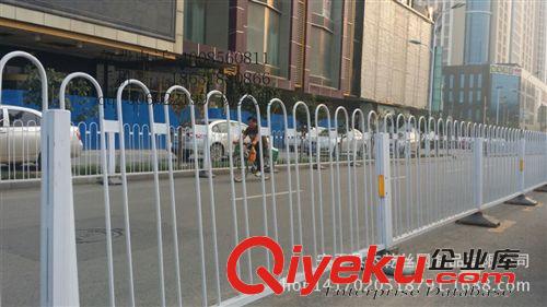 护栏网 厂家定做市政护栏网，锌钢浸塑 框架护栏 双边丝护栏 质优价廉原始图片3