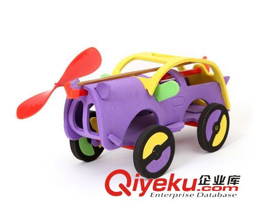 其他益智玩具 厂家直销 疯狂热卖 小旋风橡皮筋动力小车 橡皮筋动力小车模型