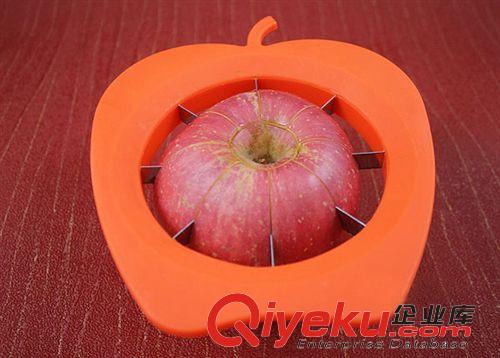 厨房卫浴 小号苹果切果器批发 塑料苹果切 不锈钢苹果切 自产自销水果刀