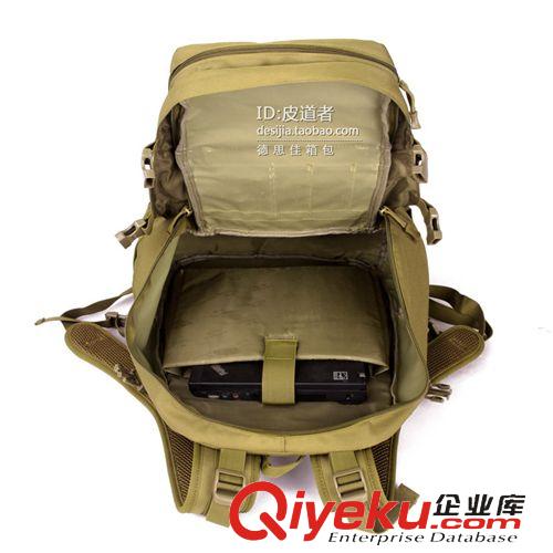 双肩包/旅行包 3D战术背包户外登山包防水旅行包双肩包迷彩骑行包冲锋包40升 50L