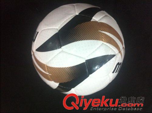 摩腾篮球 足球系列 摩腾 专柜zp 摩腾足球 VG-810-2 PU材质 比赛足球 手缝球