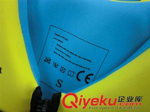 冲浪衣、救生衣、钓鱼服 厂家热销救生衣 浮潜矶钓专业成人漂流级带胯带