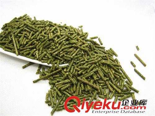 牧草类 宠物用进口3毫米 苜蓿草颗粒4元/斤 40公斤/件3毫米细口径