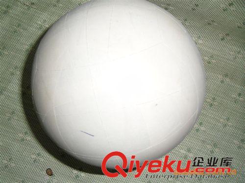 足球 厂价直销 品质优越 机粘足球布胎 量大从优