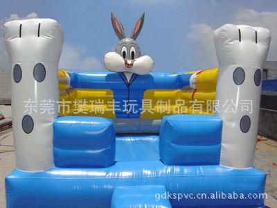 充气娱乐设施玩具 供应充气广告品 充气床 充气枕 充气飞机 pvc沙滩球 pvc玩具