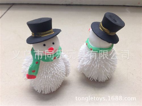 节日产品 厂家直销圣诞节老人  雪人闪光毛毛球 TPR充气发光玩具  混批