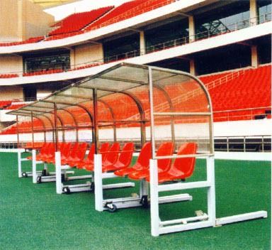 暂未分类（2014） 专业生产销售足球防护棚4座 5座 6座足球场地器材足球场 遮阳棚