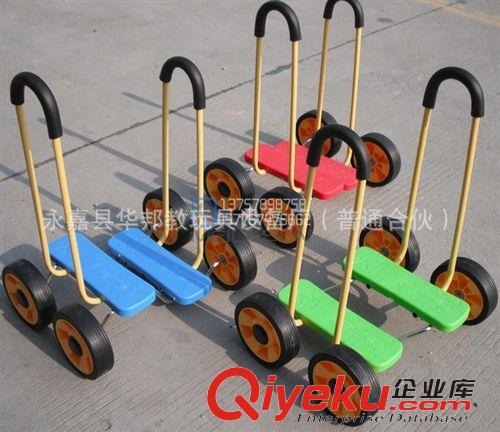 感统综合训练器材 幼儿园感统训练平衡踩踏车四轮协力车玩具车儿童平衡车