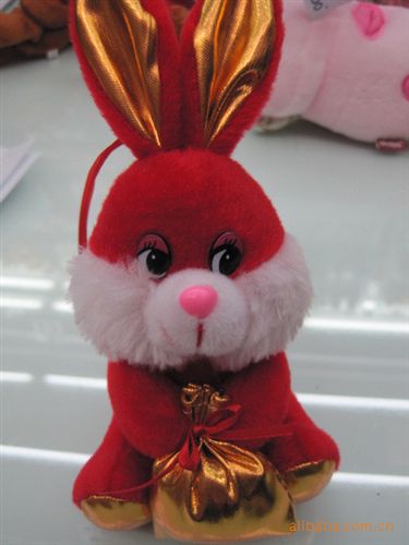 毛绒玩具 金袋红兔子 兔年挂件礼物  毛绒公仔 促销品