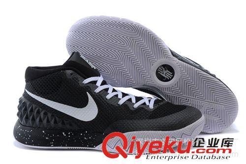 耐克/NIKE 厂家直销Kyrie1凯里欧文1代篮球战靴骑士队全明星运动鞋一件代发