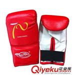 拳击用品（Boxing equipment) 工厂直销 批发 泰森 拳击  高级耐打 打沙包手套 散打家用健身