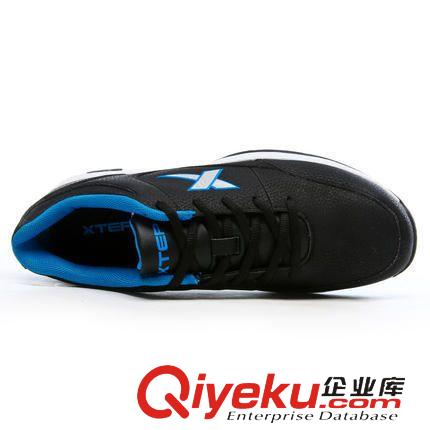 特步品牌专区 XTEP/特步 秋季男士低帮运动鞋 潮流热卖新款运动鞋986319329115