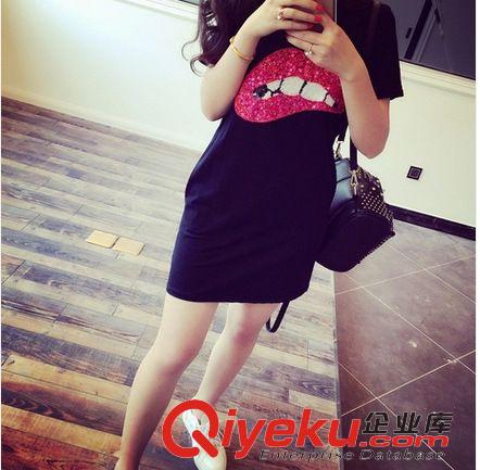 女士T恤 2015春夏新款小兜设计韩国精致亮片嘴唇中长短袖打底T恤女 A235