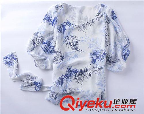 店长推荐 2015夏季韩版新款灯笼袖碎花打底中袖雪纺衫