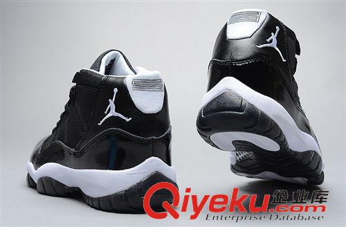 乔丹 Jordan 2014新款 11代篮球鞋战靴情侣运动鞋