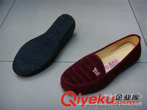 老北京布鞋 2014新款女鞋 老北京布平底单鞋 韩版女工作鞋妈妈鞋 热销新品