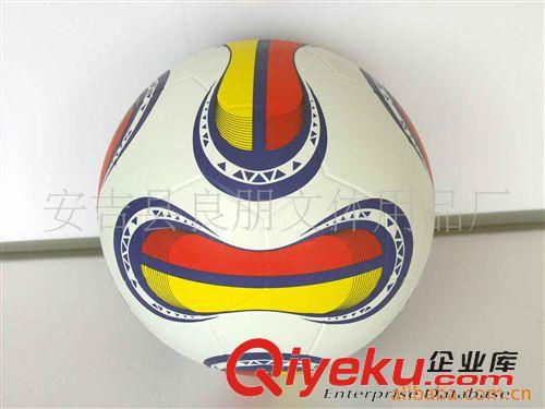 橡胶足球 供应光面橡胶足球，3。4。5号，厂家直销，价格低，品质佳