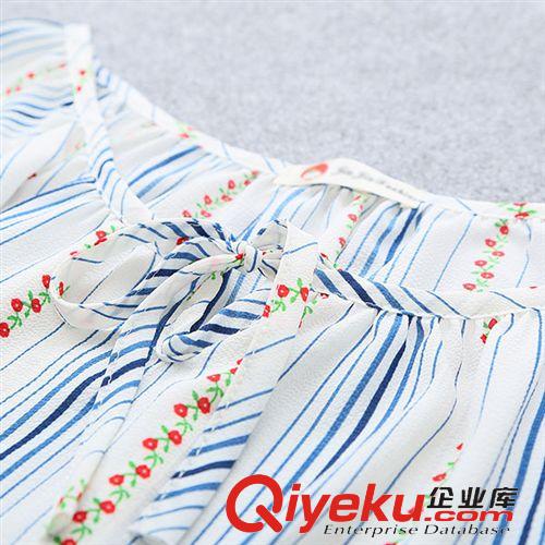 2015年6月新品 2015夏季新款女士衬衫  韩版时尚可爱条纹雪纺碎花五分袖娃娃衬衫