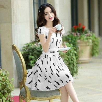 掌柜推荐一 2015夏季新款韩版女装印花修身短袖中长款雪纺连衣裙 批发