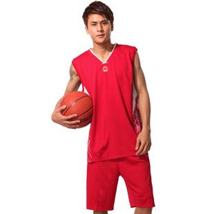 劲浪篮球服 批发香港劲浪篮球服套装 男款运动训练服 网店一件代发 135