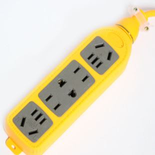 家龙兴插座 家龙兴插座 一体成型接线板 黄色 1.8米 质量保证