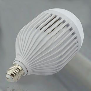 LED球泡 led塑料球泡灯15w18w24w36w节能照明卧室展厅E27球泡灯厂家批发