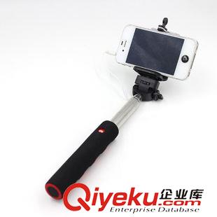 未分类 蓝牙自拍器遥控自拍杆三星iphone便携手持照相机手机通用sq支架
