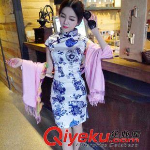 旗袍 2015新款 时尚复古优雅中国风青花瓷瓶旗袍