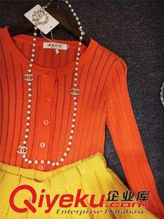 9月13号新款 现货正版 欧美时尚dp 橙色高品质针织上衣+百褶针织半身裙