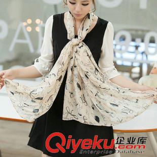 丝巾 爆款韩版时尚秋冬季女口红雪纺长款可爱涂鸦丝巾围巾