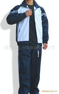 运动装 深圳大量订制男女运动套装 广告促销风衣 外套