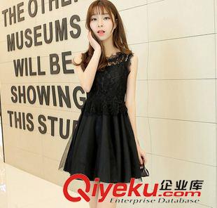 五月新款 实拍2015新款韩版公主网纱雪纺蕾丝拼接无袖连衣裙(送项链)