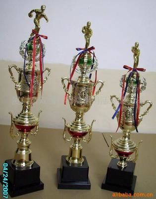 运动奖杯、奖章、奖座 供应保龄球精美运动奖杯(图)