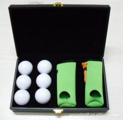 高尔夫附件、工具 木盒裱纸盒套装  三只高尔夫球 6只球钉  一个锌合金果岭叉球位标